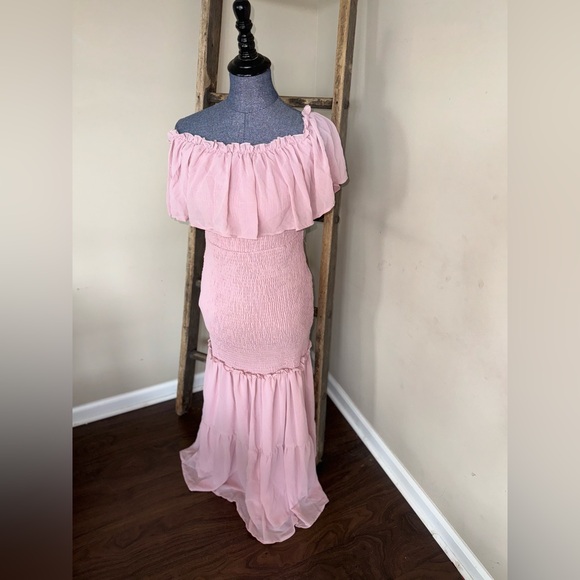 Simplee NWT Smocked Ruffle Hem Off Shoulder Boho Dress Size XL - Picture 4 of 7